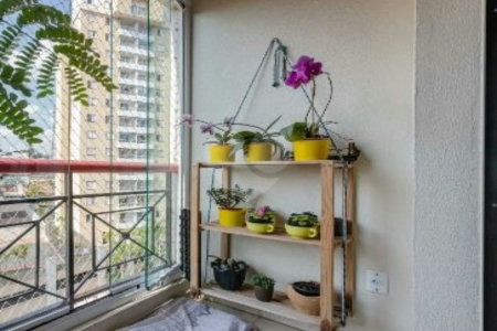 Apartamento à venda com 3 quartos, sendo 1 suíte,  em Jardim Monte Kemel, São Paulo, SP
