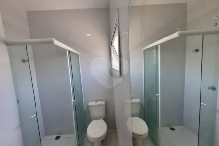 Casa à venda com 3 quartos, sendo 1 suíte, no condomínio Residencial Américo Figueiredo, Sorocaba - SP