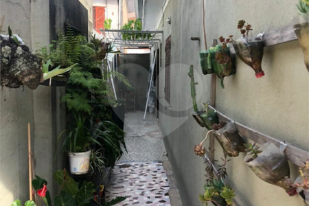 Casa à venda com 4 quartos em Vila Lageado, São Paulo, SP