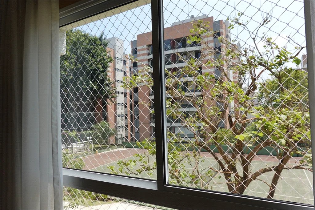 Apartamento à venda com 4 quartos, sendo 2 suítes, em Cidade São Francisco, São Paulo, SP