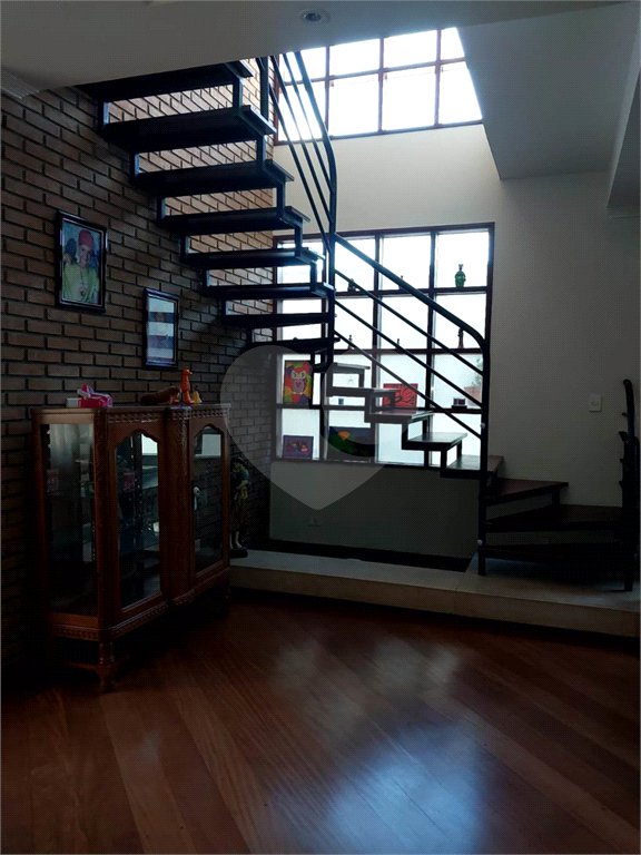 Casa à venda com 4 quartos, sendo 2 suítes,  em Jardim Japão, São Paulo, SP
