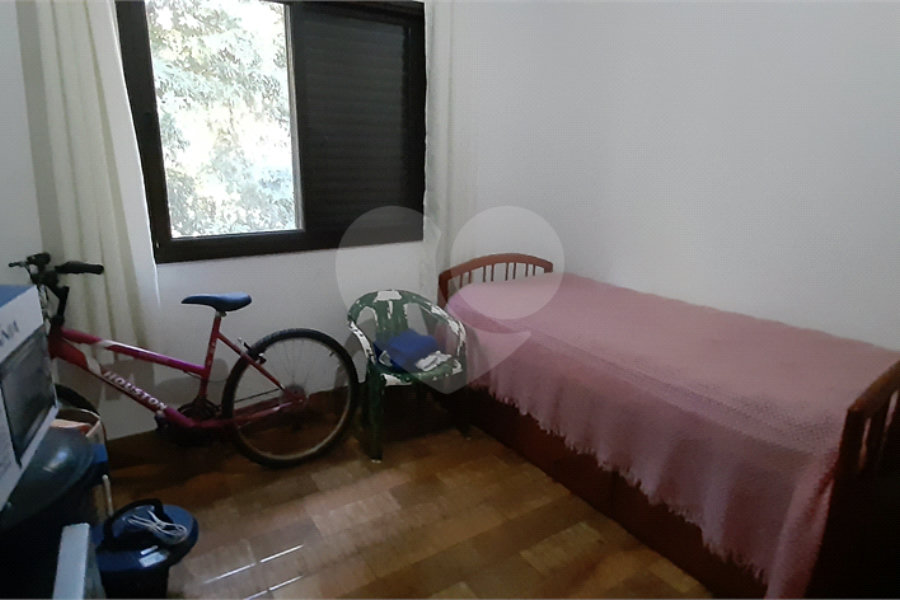 Casa à venda com 3 quartos, sendo 1 suíte, no condomínio Sausalito, Mairiporã - SP