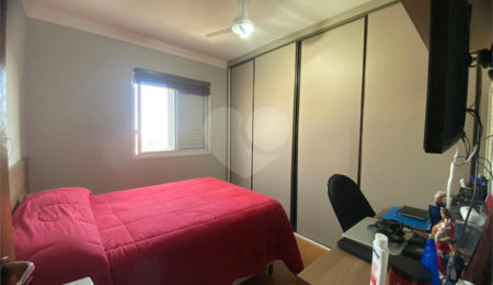 Apartamento à venda com 2 quartos, sendo 1 suíte,  em Jardim Califórnia, Jacareí, SP