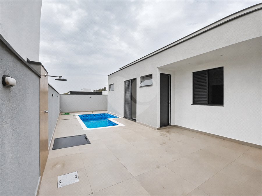 Casa à venda com 3 suítes no condomínio Renaissance, Sorocaba - SP
