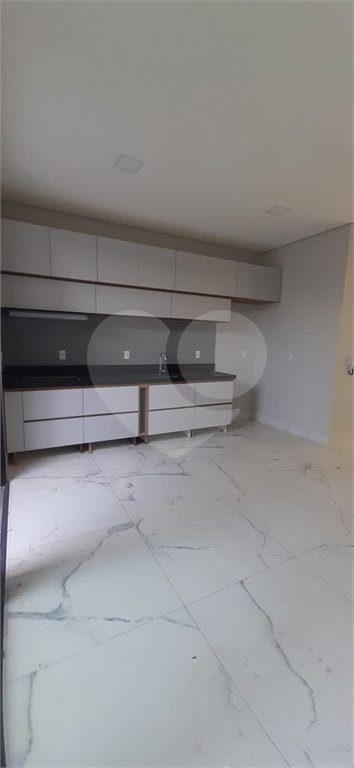 Sobrado à venda com 3 suítes em Vila Avaí, Indaiatuba, SP