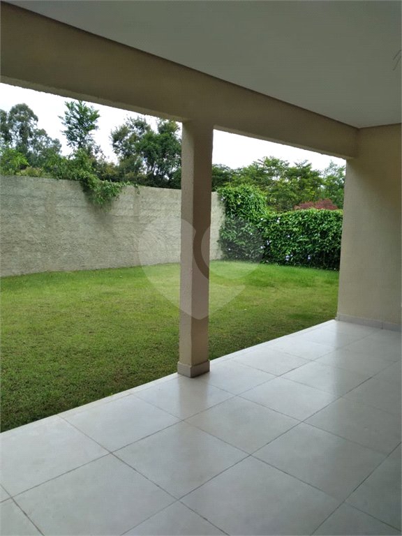 Casa à venda com 4 suítes no condomínio Saint Thomás Rua Uruana,9, Carapicuíba - SP