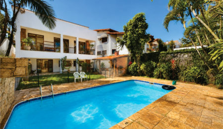 Casa à venda com 5 quartos, sendo 4 suítes,  em Parque dos Príncipes, São Paulo, SP