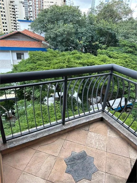 Apartamento para alugar com 4 quartos, sendo 2 suítes, em Real Parque, São Paulo, SP