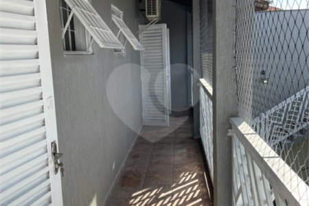 Sobrado à venda com 5 quartos, sendo 1 suíte, em João Aranha, Paulínia, SP