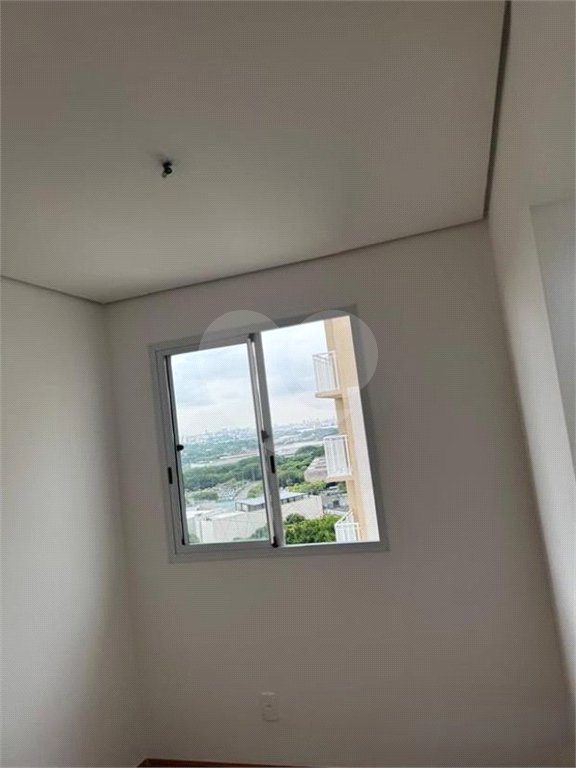 Apartamento à venda com 2 quartos em Parque Industrial Tomas Edson, São Paulo, SP
