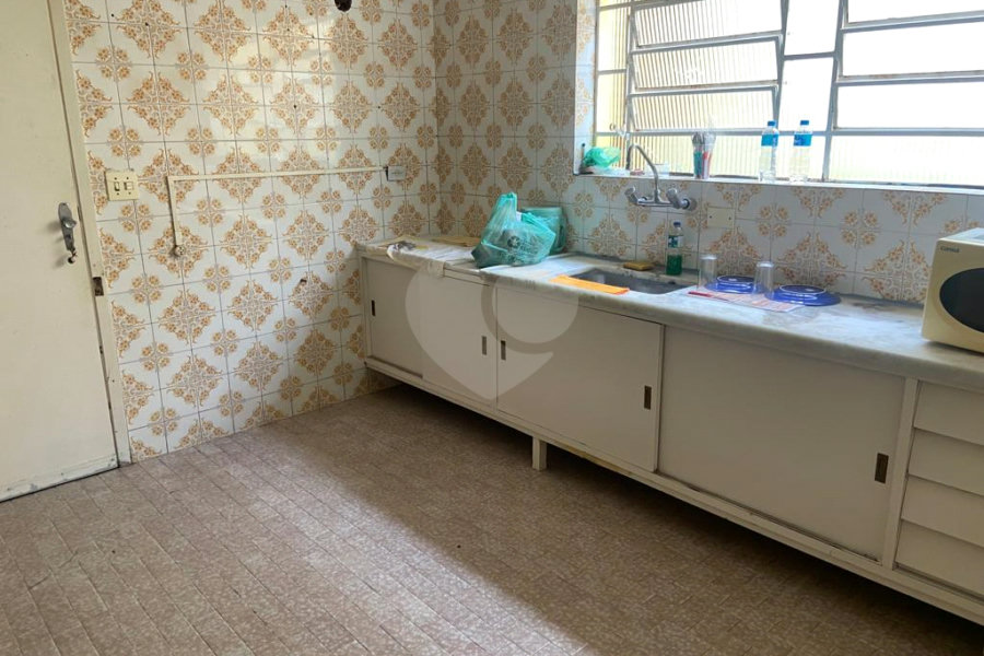 Sobrado à venda com 3 quartos, sendo 1 suíte, em Parada Inglesa, São Paulo, SP