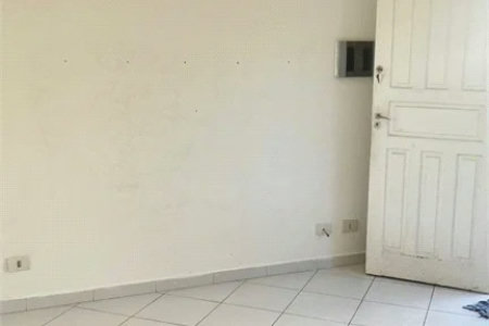 Casa à venda com 2 quartos no condomínio Refugio Canta Galo, Cotia - SP