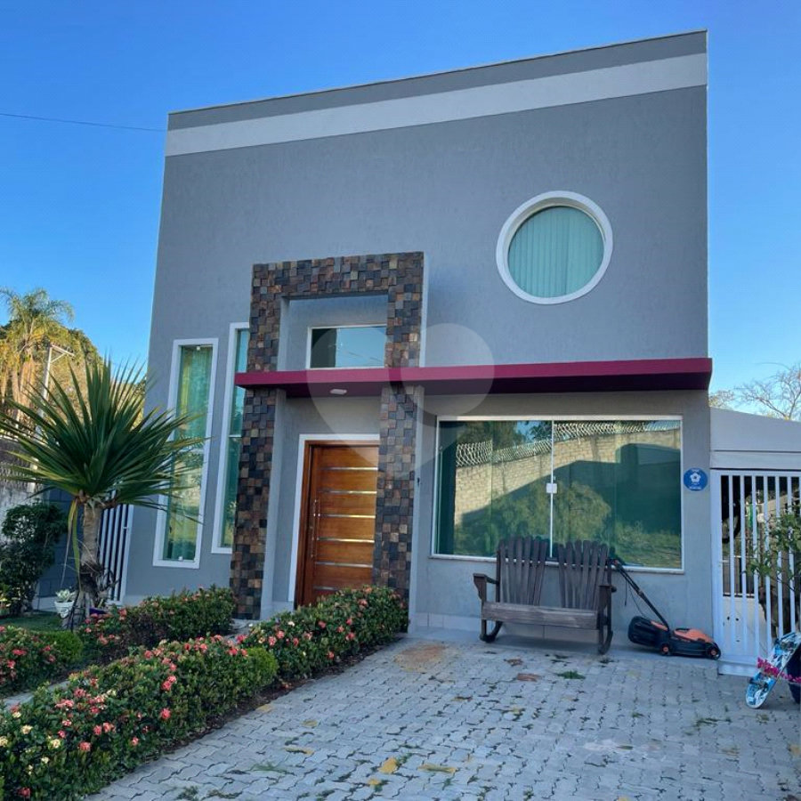 Casa à venda com 3 quartos, sendo 2 suítes, em Portal do Bosque, Louveira, SP