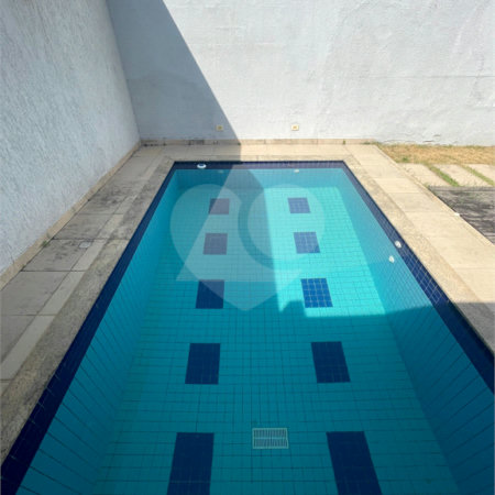 Casa à venda com 3 quartos, sendo 1 suíte, no condomínio Residencial Green Ville, Rio de Janeiro - RJ
