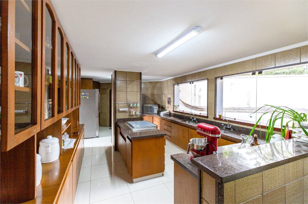 Casa à venda com 4 suítes em Granja Viana, Cotia, SP