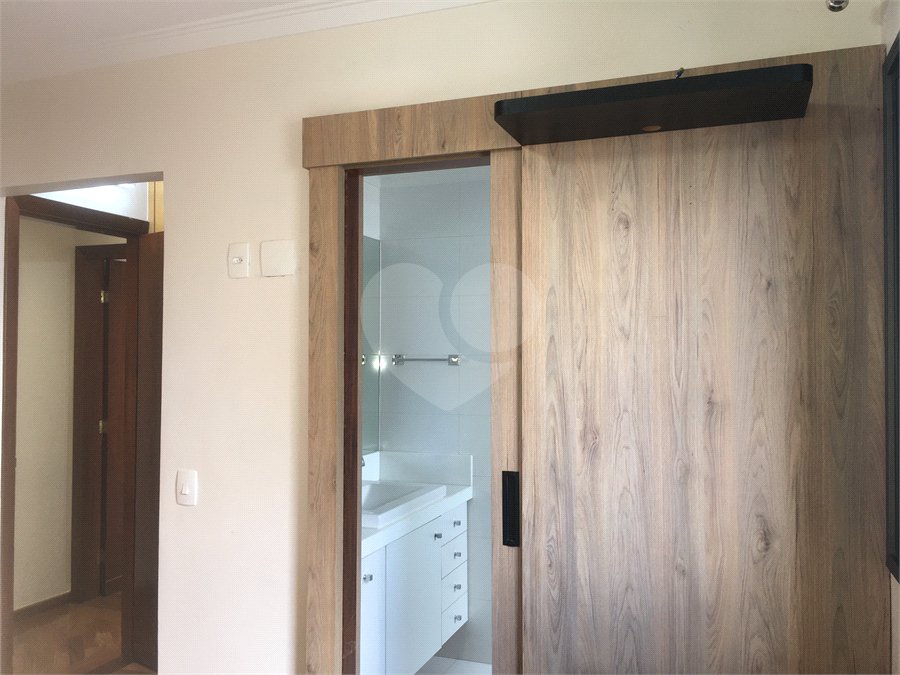 Apartamento para alugar com 3 quartos, sendo 2 suítes,  em Santana, São Paulo, SP
