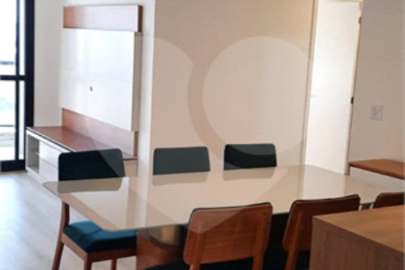 Apartamento à venda com 3 quartos, sendo 1 suíte, em Vila Assunção, Santo André, SP