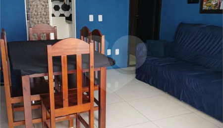Casa à venda com 2 quartos no condomínio Villa Caucaia, Cotia - SP