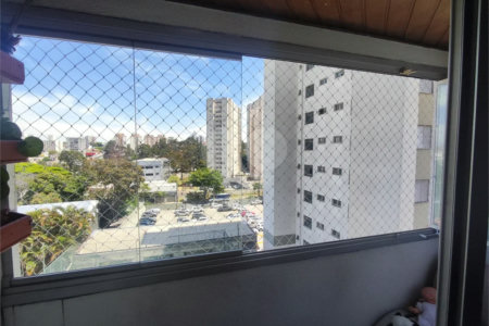 Apartamento com 49m², 2 quartos, 1 garagem, à venda em Itaquera
