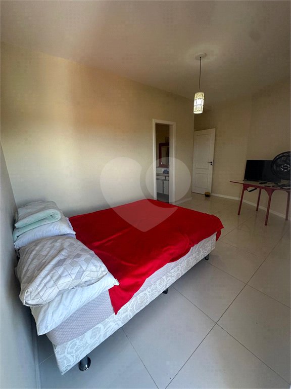 Apartamento à venda com 3 quartos, sendo 1 suíte, em Passagem, Cabo Frio, RJ