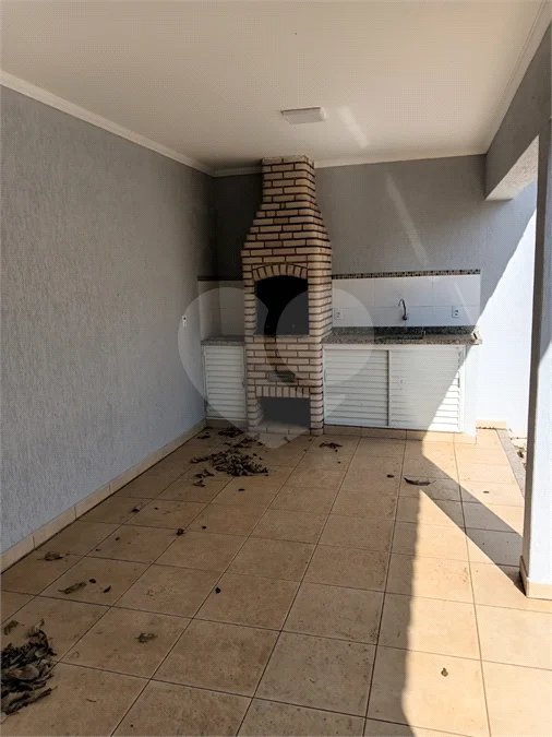 Casa à venda com 3 quartos, sendo 1 suíte,  no condomínio Residencial Eldorado, São Carlos - SP