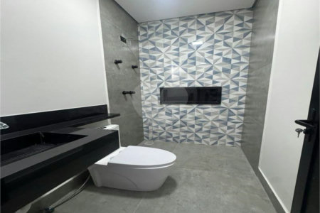 Casa à venda com 4 quartos, sendo 3 suítes,  no condomínio Alphaville Castelo, Itu - SP