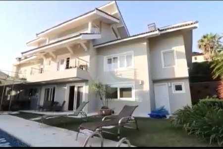 Casa à venda com 5 suítes no condomínio Parque Arco Iris, Atibaia - SP