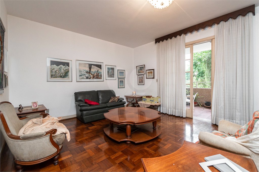 Apartamento à venda com 4 quartos, sendo 1 suíte, em Higienópolis, São Paulo, SP
