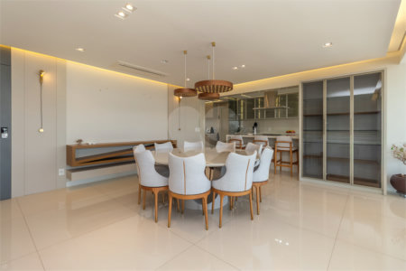 Apartamento - Vila Mariana - Alto Padrão - 3 Suítes - 4 Vagas - Venda / Compra - Próximo ao Metrô