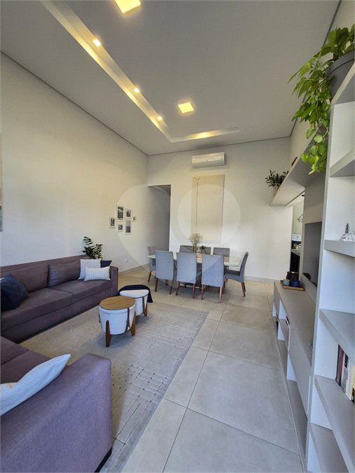 Casa à venda com 3 quartos, sendo 1 suíte,  no condomínio Mantova, Indaiatuba - SP