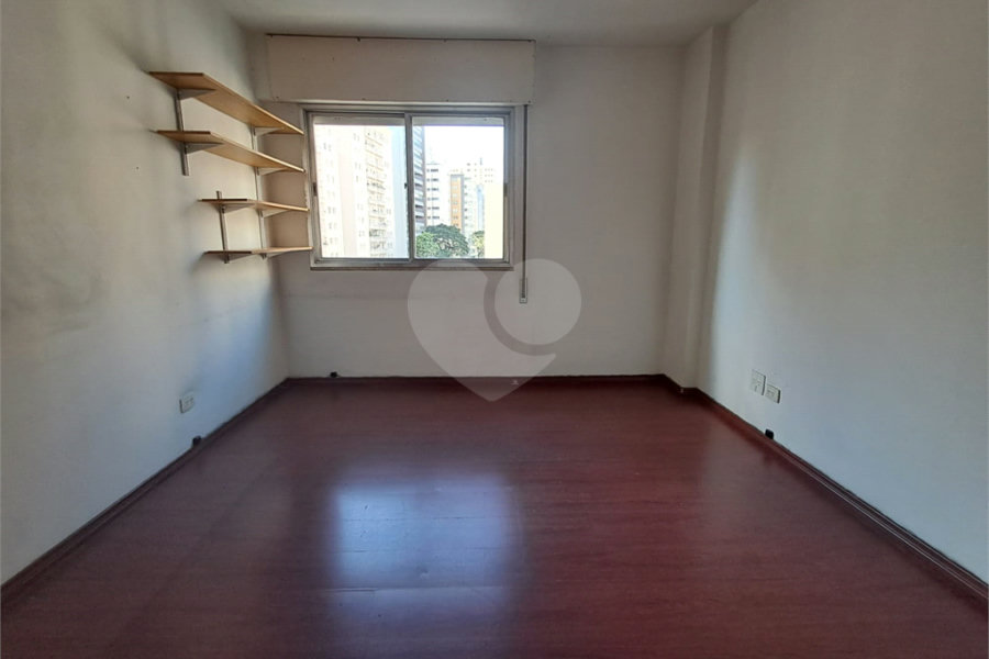 Apartamento à venda com 3 quartos, sendo 1 suíte,  em Paraíso, São Paulo, SP