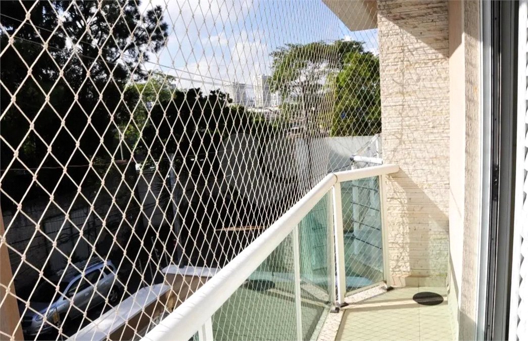 Casa à venda com 4 quartos em Vila Fiat Lux, São Paulo