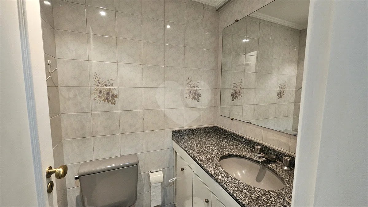 Apartamento à venda | 72 m² | 3 quartos (1 suíte) | 1 vaga | Próximo ao Metrô Saúde
