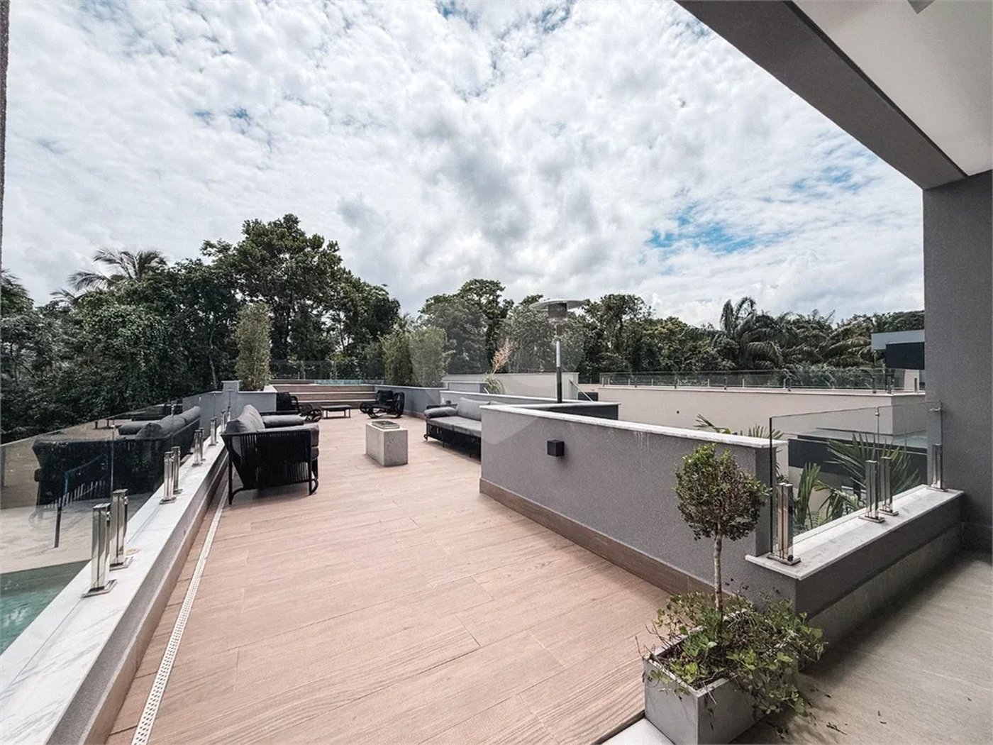 Casa à venda com 5 suítes em Riviera de São Lourenço, Bertioga, SP