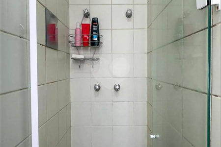 Apartamento à Venda no Campo Belo – Rua Demóstenes, 606