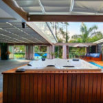 Casa de Alto Padrão à venda com 4 quartos, sendo 1 suíte, em condomínio, Cotia - SP