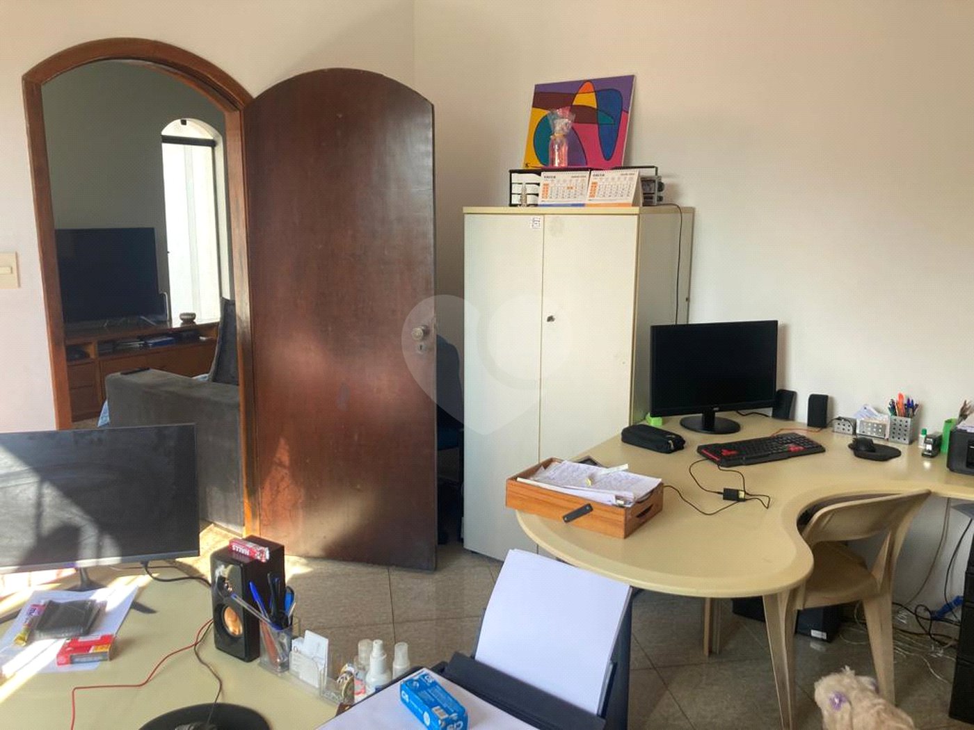 Excelente Sobrado à venda no Planalto - 5 Quartos/4 Suítes/2 Vagas na garagem