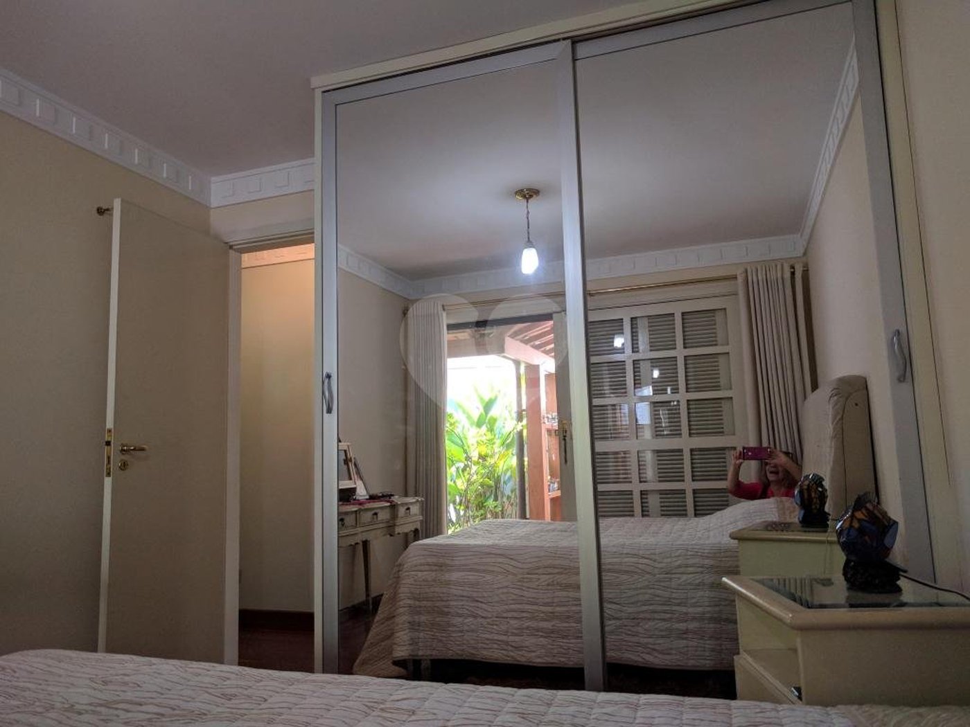Sobrado à venda ou para alugar com 5 quartos, sendo 3 suítes, em Jardim Marajoara, São Paulo, SP