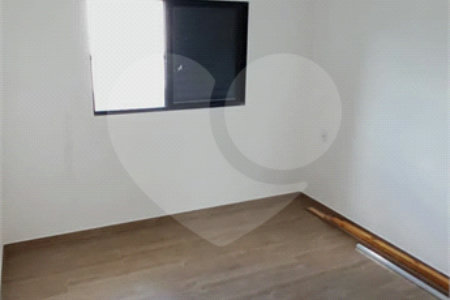 Casa à venda com 3 quartos, sendo 1 suíte, no condomínio Mosaico Essence, Mogi das Cruzes - SP