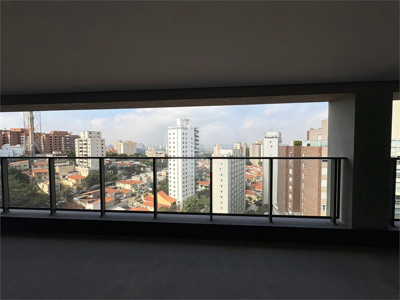 Apartamento à venda com 3 suítes em Alto da Lapa, São Paulo, SP