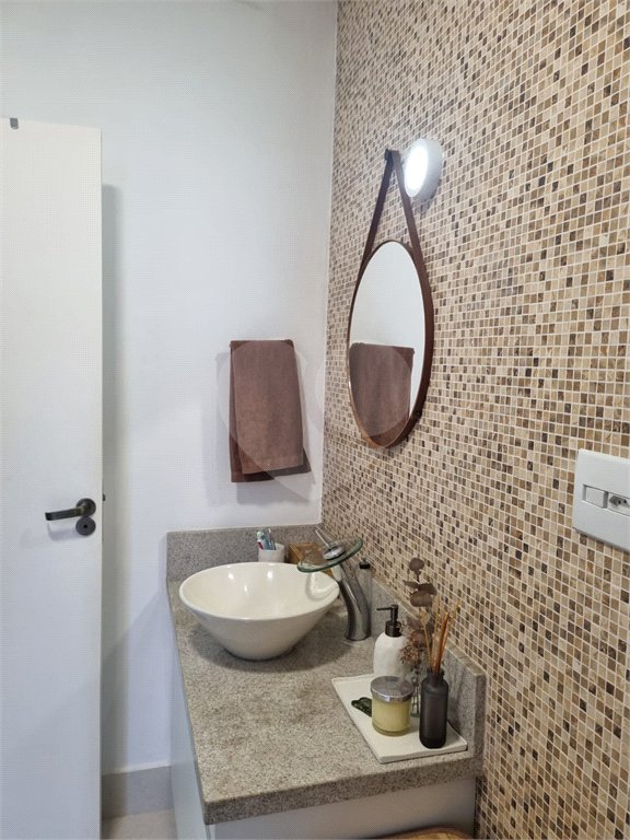 Apartamento à venda com 2 quartos em Moema, São Paulo, SP