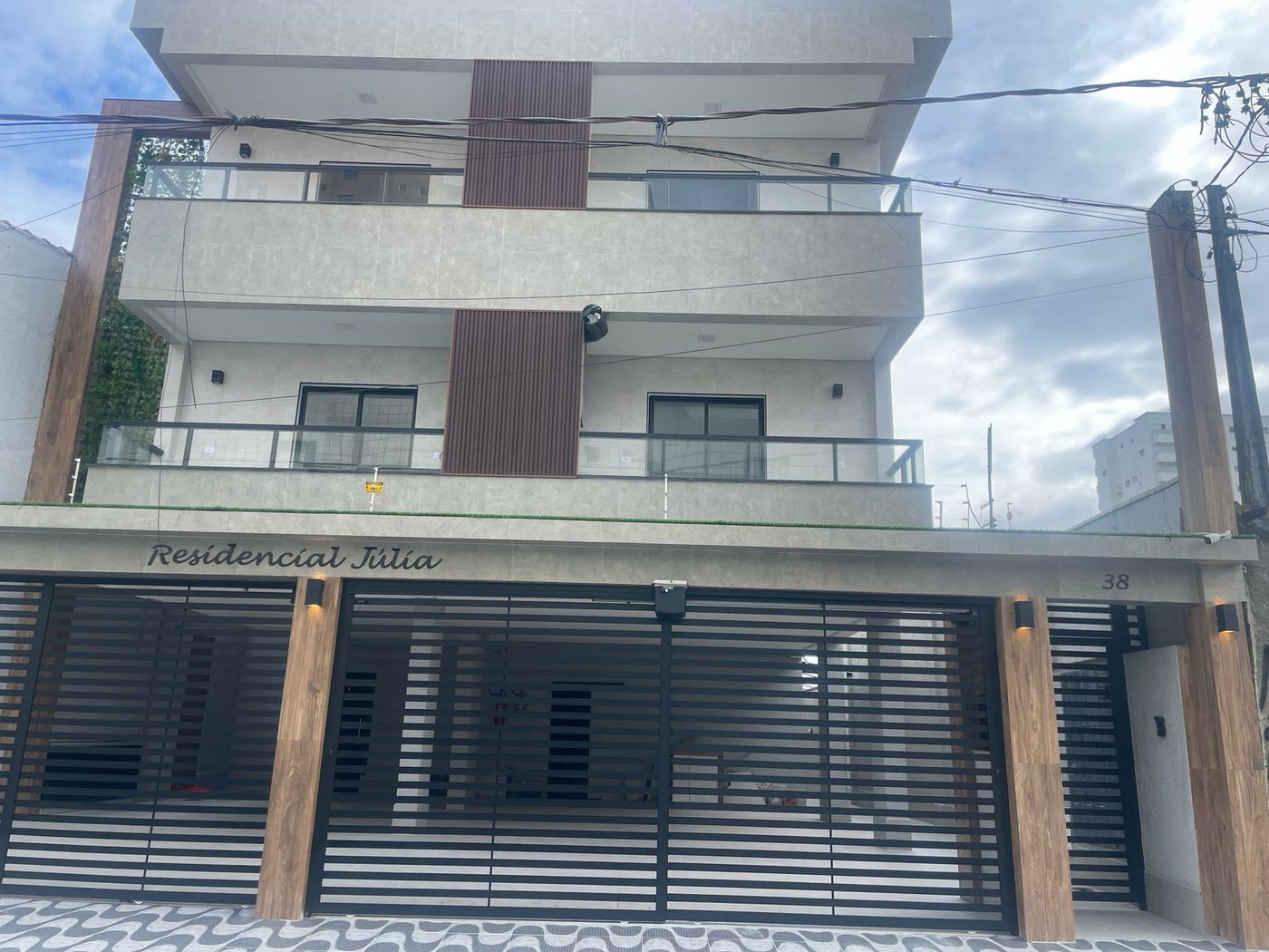 Casa de Vila à venda com 2 quartos, sendo 1 suíte, Pé na areia!!!