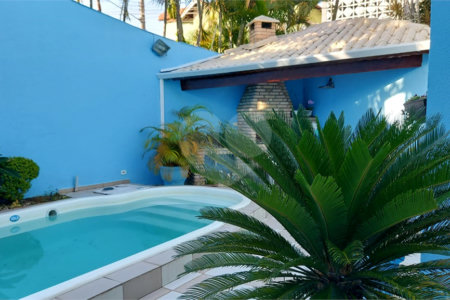 Casa à venda com 3 quartos, sendo 2 suítes,  em Vila Nova Socorro, Mogi das Cruzes, SP