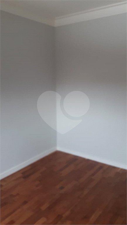 Apartamento à venda com 3 quartos, sendo 1 suíte,  em Jardim Vazani, São Paulo, SP