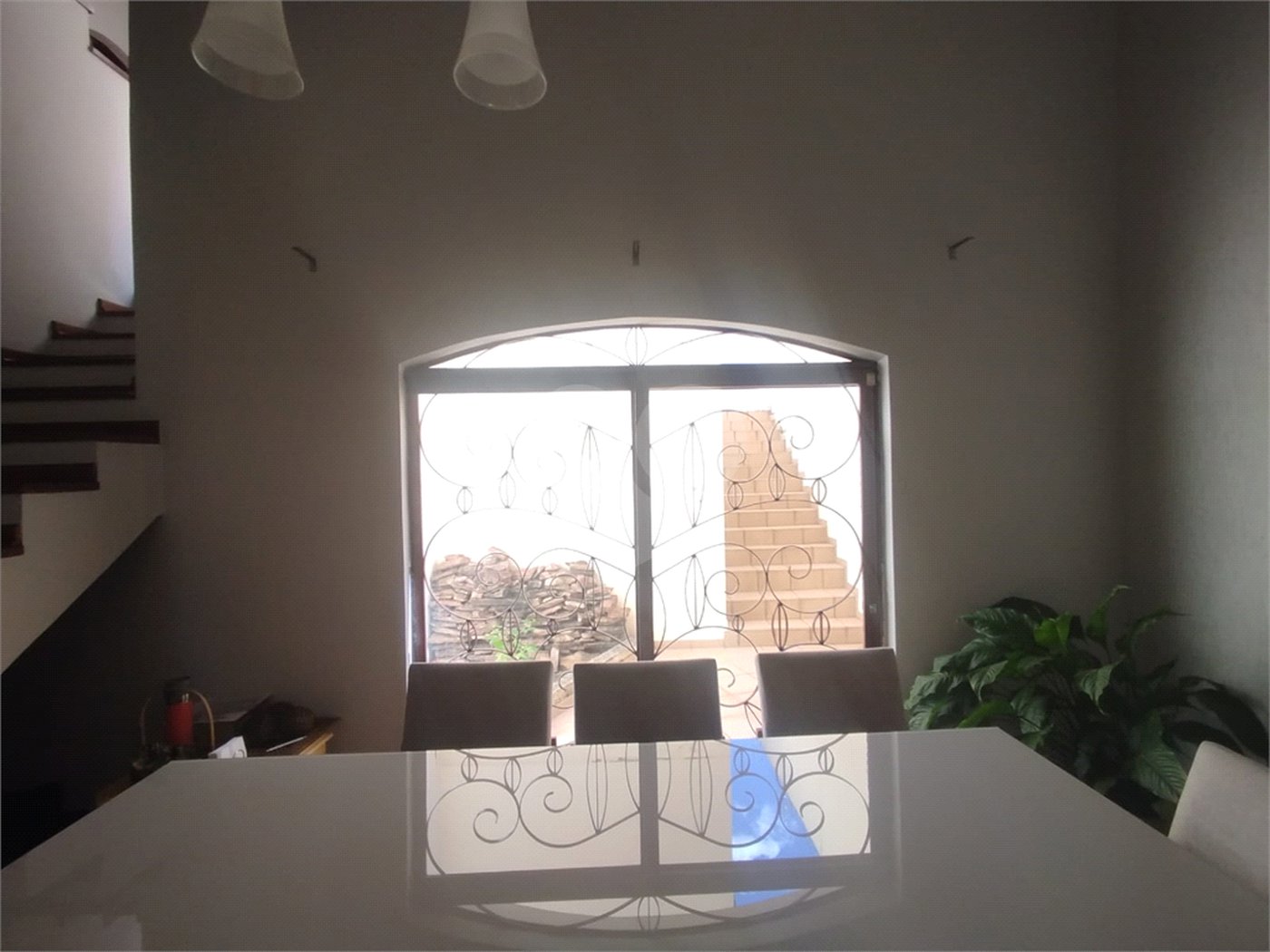 Casa para alugar com 3 quartos, sendo 1 suíte, em Jardim Sorocabano, Sorocaba, SP