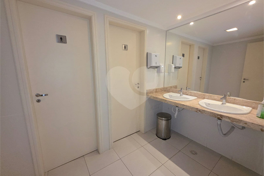 Apartamento à venda com 4 quartos, sendo 2 suítes, em Vila Paulicéia, São Paulo, SP