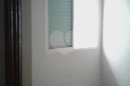 Casa à venda com 3 quartos, sendo 1 suíte,  em Vila Nivi, São Paulo, SP