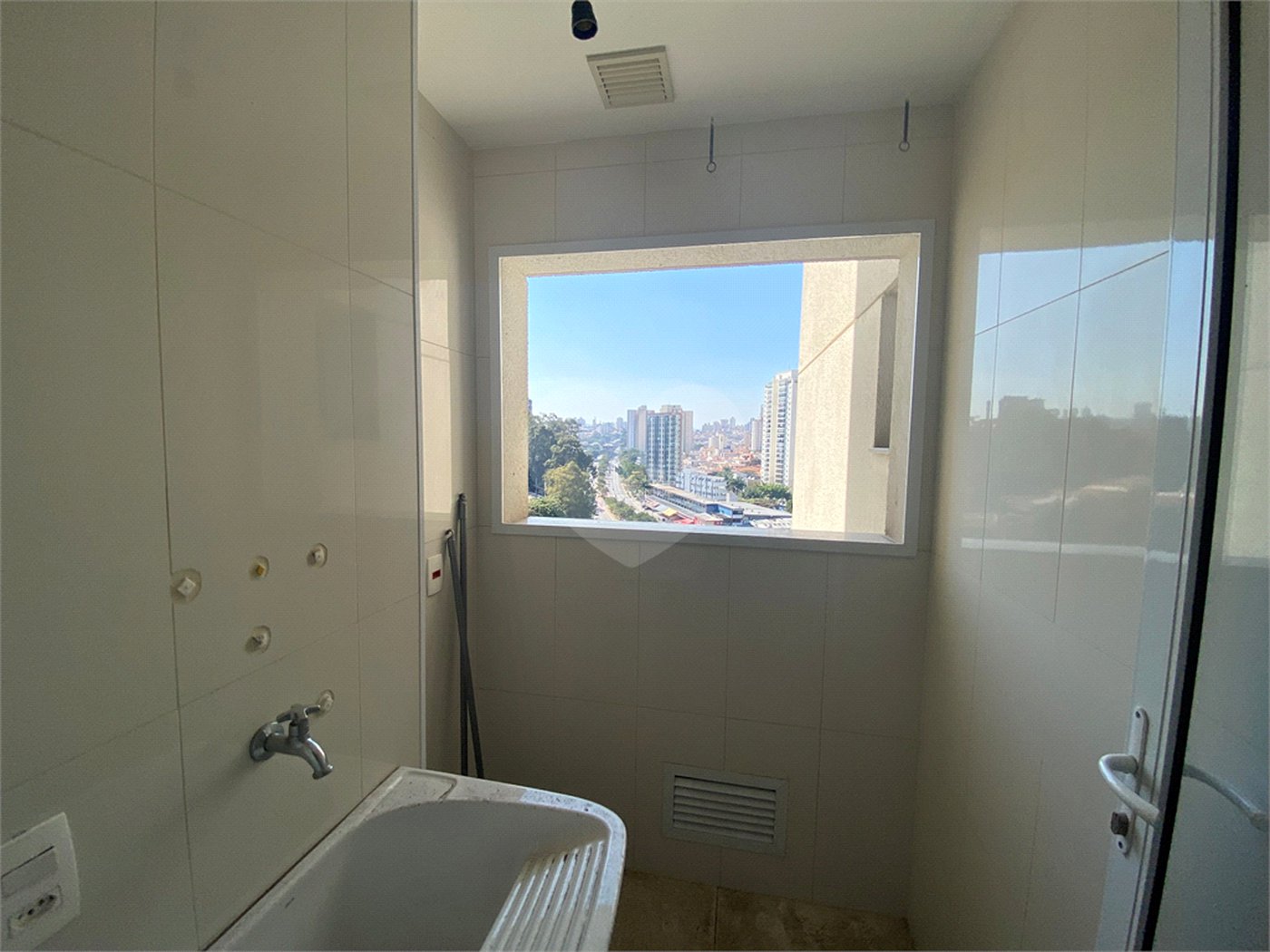 Apartamento à venda com 2 quartos, sendo 1 suíte,  em Santana, São Paulo, SP
