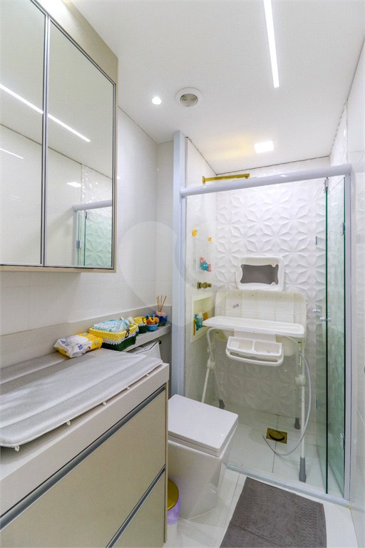 Apartamento à venda com 3 quartos, sendo 1 suíte, em Santo Amaro, São Paulo, SP
