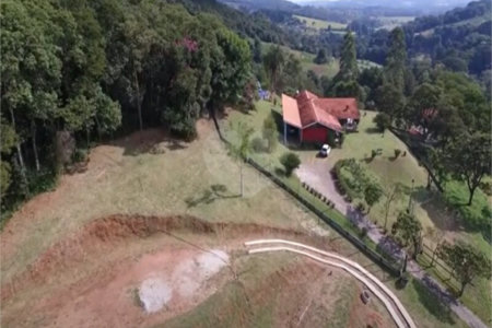 Sítio à venda com 2 suítes em Gabriel Piza, São Roque, SP